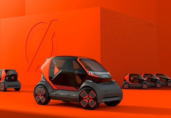 Mobilize EZ-1, plusieurs exemplaires sur fond orange